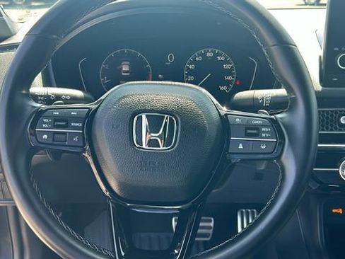 Used 2025 Honda Civic Sport image 19