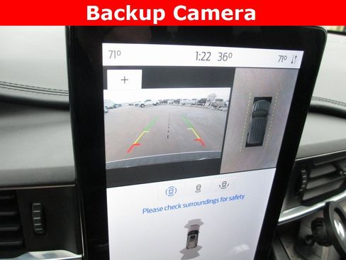 Used 2020 Ford Explorer Platinum w/ Premium Technology Package image 16