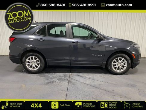 Used 2022 Chevrolet Equinox LS AWD/4WD image 1
