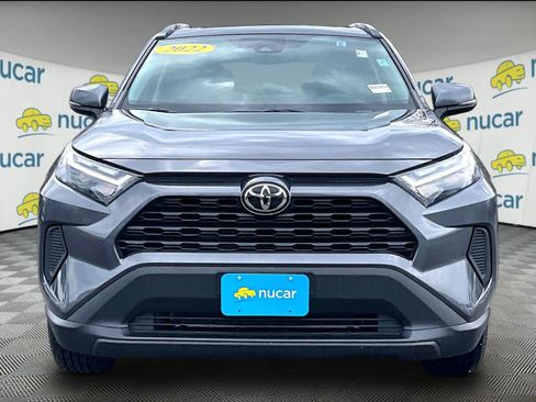 Used 2022 Toyota RAV4 XLE w/ Convenience Package image 2