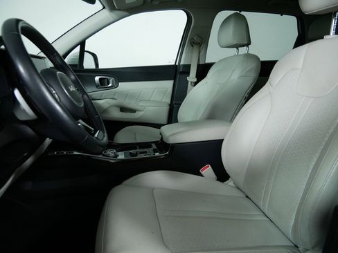 Certified 2023 Kia Sorento SX Prestige image 15