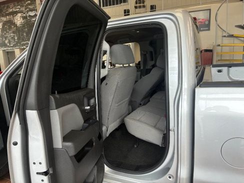 Used 2018 Chevrolet Silverado 1500 Custom w/ Custom Value Package RWD image 25