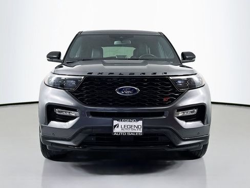 Used 2022 Ford Explorer ST w/ Equipment Group 401A AWD/4WD image 2
