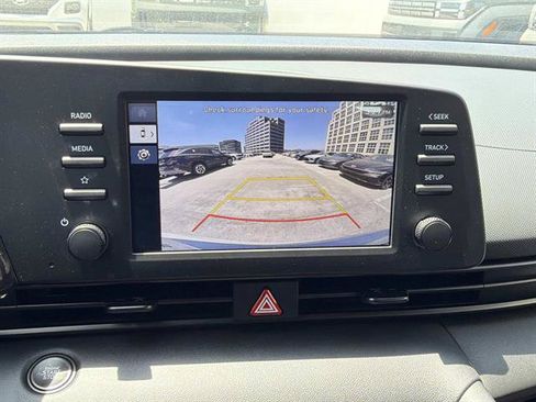 New 2026 Hyundai Elantra SEL Sport FWD image 28