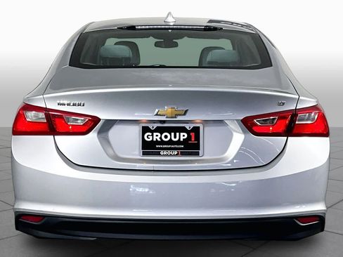 Used 2016 Chevrolet Malibu LT FWD image 5