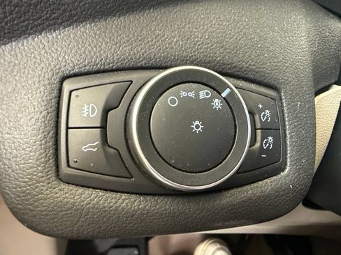 Used 2017 Ford Escape Titanium AWD/4WD image 16
