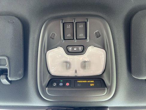 Used 2023 GMC Canyon Denali AWD/4WD image 46
