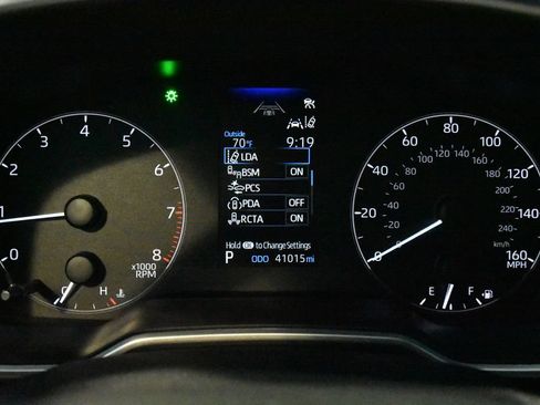Used 2023 Toyota Corolla SE w/ SE Premium Package FWD image 17