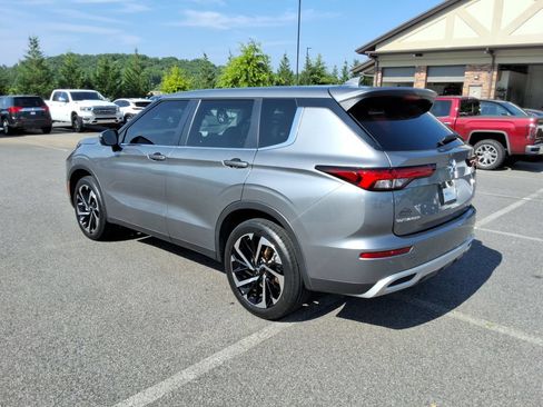 Used 2022 Mitsubishi Outlander SE FWD image 7