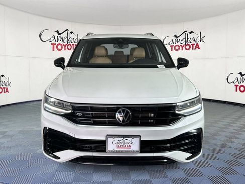 Used 2023 Volkswagen Tiguan SE R-Line AWD/4WD image 3