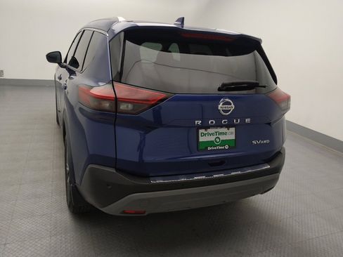 Used 2021 Nissan Rogue SV w/ Premium Package AWD/4WD image 6