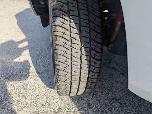 Used 2015 Ford F250 XLT w/ XLT Value Package image 30