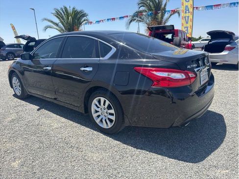 Used 2016 Nissan Altima 2.5 S w/ Power Driver Seat Package FWD image 7