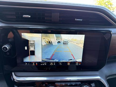 Used 2024 GMC Sierra 1500 Denali Ultimate AWD/4WD image 32