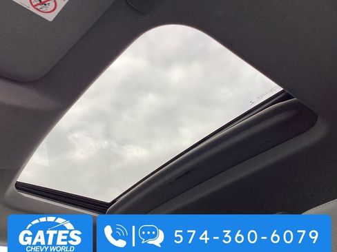 Used 2023 GMC Sierra 2500 Denali w/ Denali Ultimate Package image 4