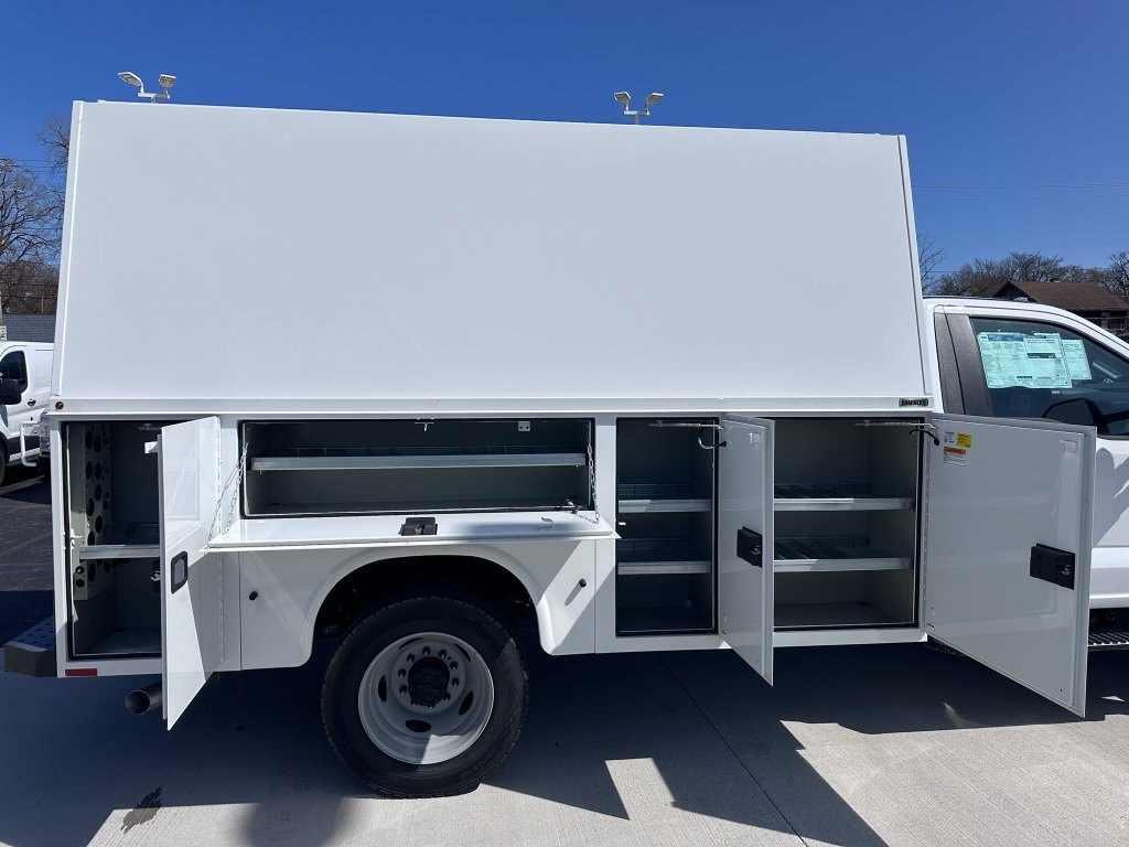 New 2024 Ford F550 4x4 Regular Cab Super Duty image 59