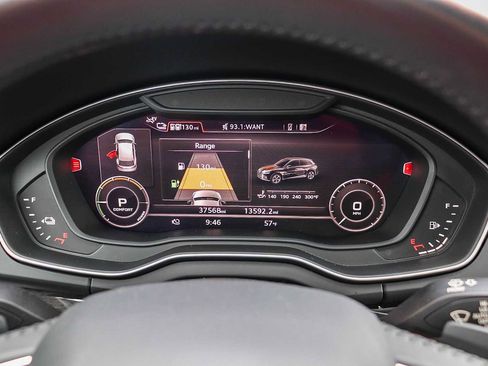 Used 2020 Audi Q5 e Premium Plus w/ Premium Plus Package image 35