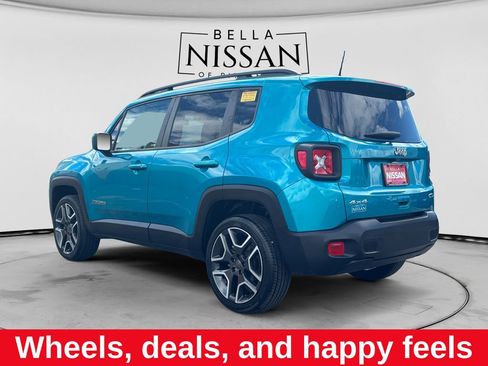 Used 2021 Jeep Renegade Latitude w/ Sun & Sound Group AWD/4WD image 3