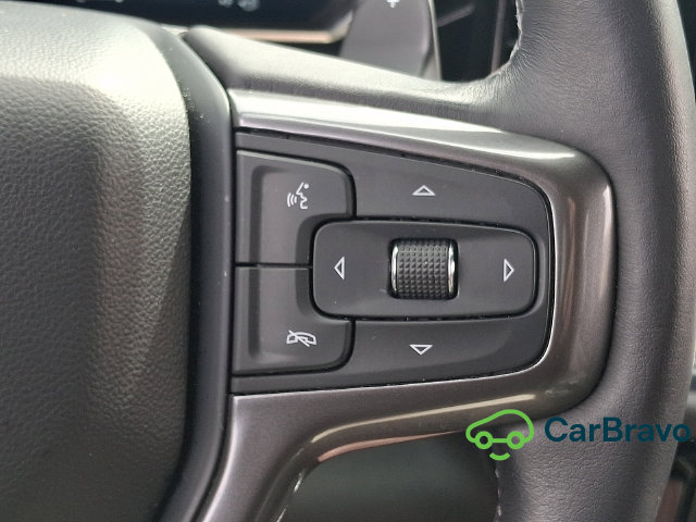 Used 2023 Chevrolet Silverado 1500 High Country w/ Technology Package AWD/4WD image 23
