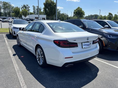 Certified 2023 BMW 530i xDrive w/ Premium Package AWD/4WD image 15