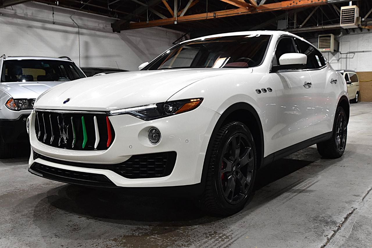 Used 2018 Maserati Levante AWD/4WD image 3