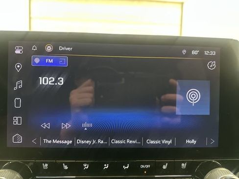 Used 2024 Chevrolet Colorado Z71 w/ LPO, Dark Essentials Package image 13