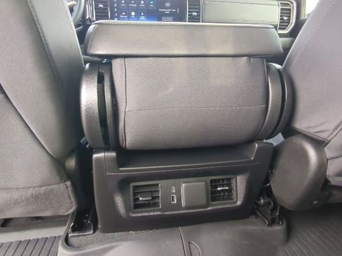 Used 2025 Chevrolet Silverado 2500 LT w/ Texas Edition image 17