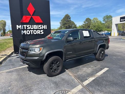 Used 2018 Chevrolet Colorado ZR2 w/ ZR2 Dusk Special Edition image 2