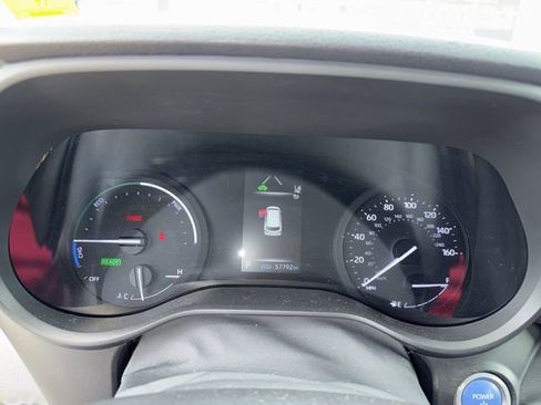 Used 2022 Toyota Sienna XSE image 10