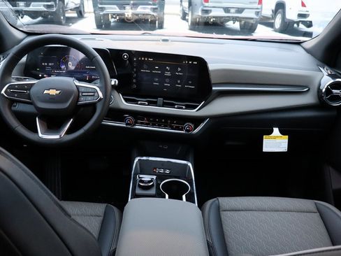 New 2026 Chevrolet Equinox LT w/ Convenience Package II image 6