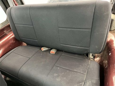 Used 2001 Jeep Wrangler Sport image 19