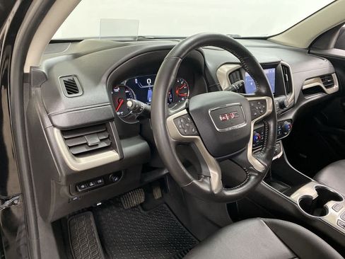 Used 2022 GMC Terrain Denali image 2
