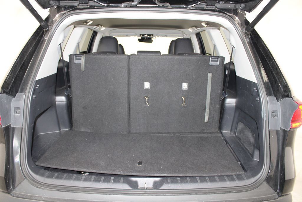 Used 2025 Toyota Grand Highlander AWD image 13