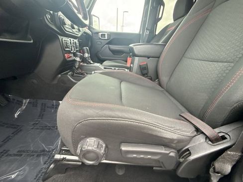 Used 2021 Jeep Wrangler Unlimited Rubicon image 12