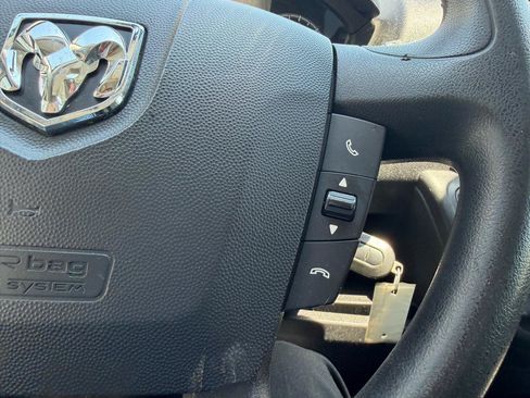 Used 2017 RAM ProMaster 2500 w/ Premium Appearance Group FWD image 16