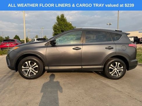 Used 2016 Toyota RAV4 LE AWD/4WD image 4