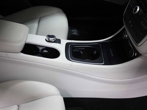 Used 2017 Mercedes-Benz GLA 250 image 19