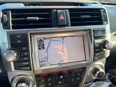 Used 2011 Toyota 4Runner Limited AWD/4WD image 13