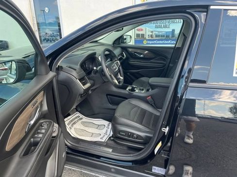 Used 2023 GMC Terrain Denali w/ LPO, Floor Liner Package AWD/4WD image 9