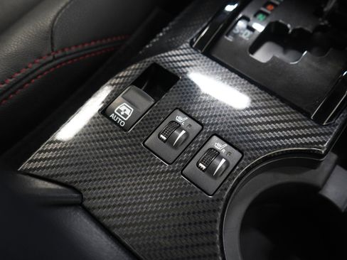 Used 2018 Toyota 4Runner TRD Off-Road Premium image 17