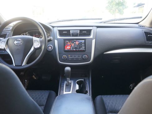 Used 2018 Nissan Altima 2.5 S w/ S Convenience Package image 30