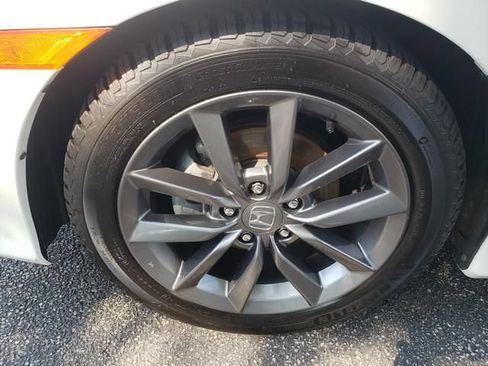 Used 2020 Honda Civic EX image 20