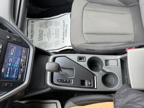 Used 2024 Subaru Crosstrek 2.0i image 17