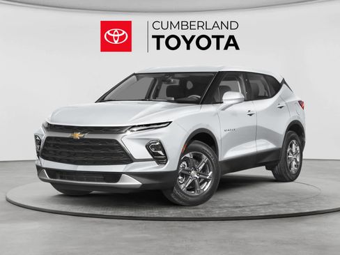 Used 2024 Chevrolet Blazer LT w/ Convenience Package FWD image 1