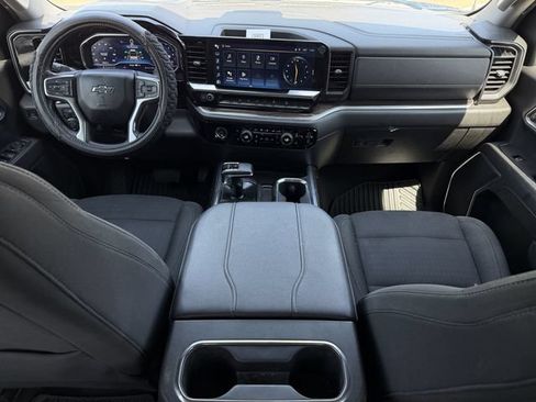 Used 2023 Chevrolet Silverado 1500 RST w/ Z71 Off-Road Package AWD/4WD image 10