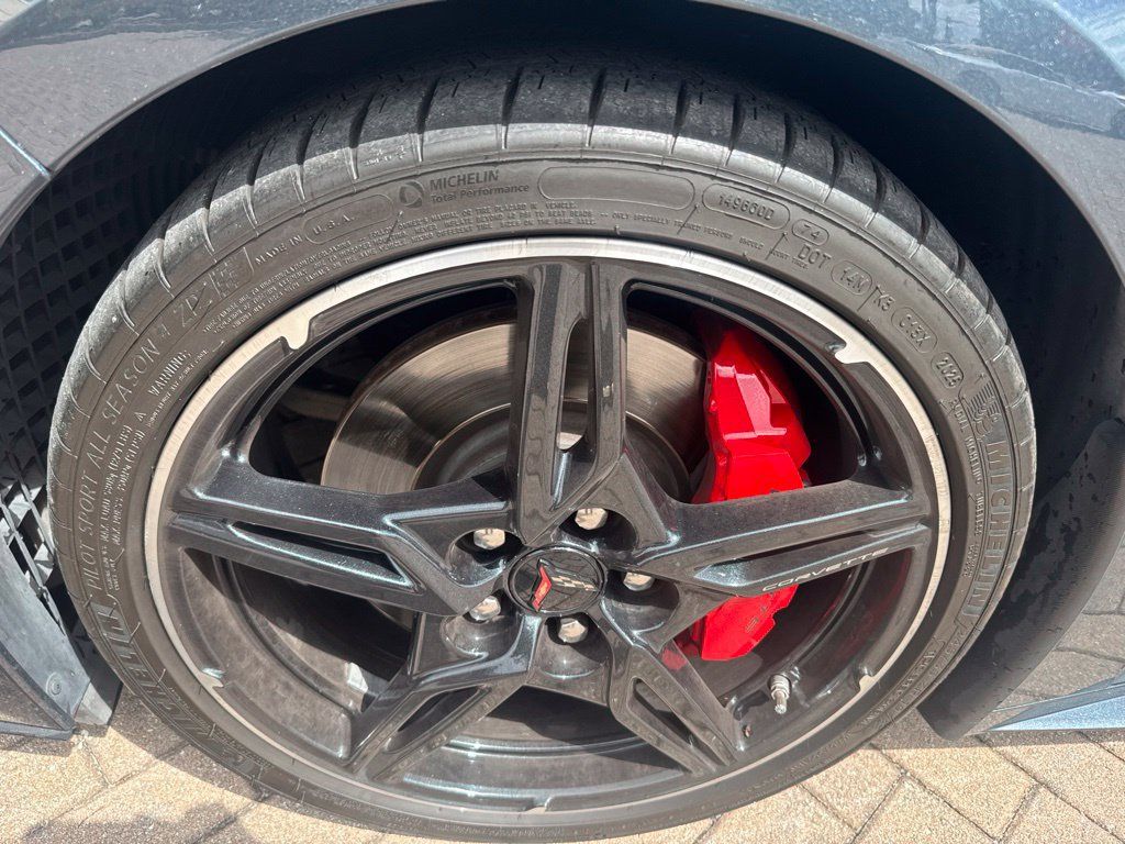 Used 2020 Chevrolet Corvette Stingray Premium Cpe w/ 3LT Preferred Equipment Group RWD image 23