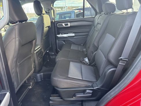Certified 2022 Ford Explorer XLT image 57