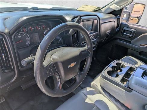 Used 2019 Chevrolet Silverado 2500 W/T w/ WT Convenience Package AWD/4WD image 10