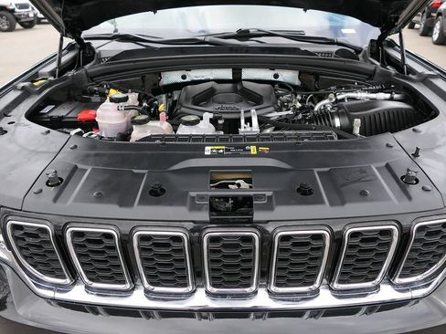Used 2023 Jeep Grand Cherokee 4WD 4xe image 27