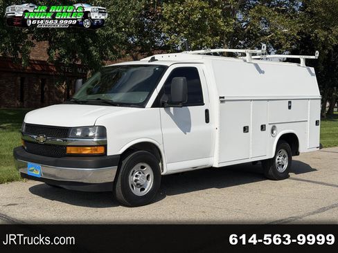 Used 2020 Chevrolet Express 3500 w/ Power Convenience Package RWD image 1